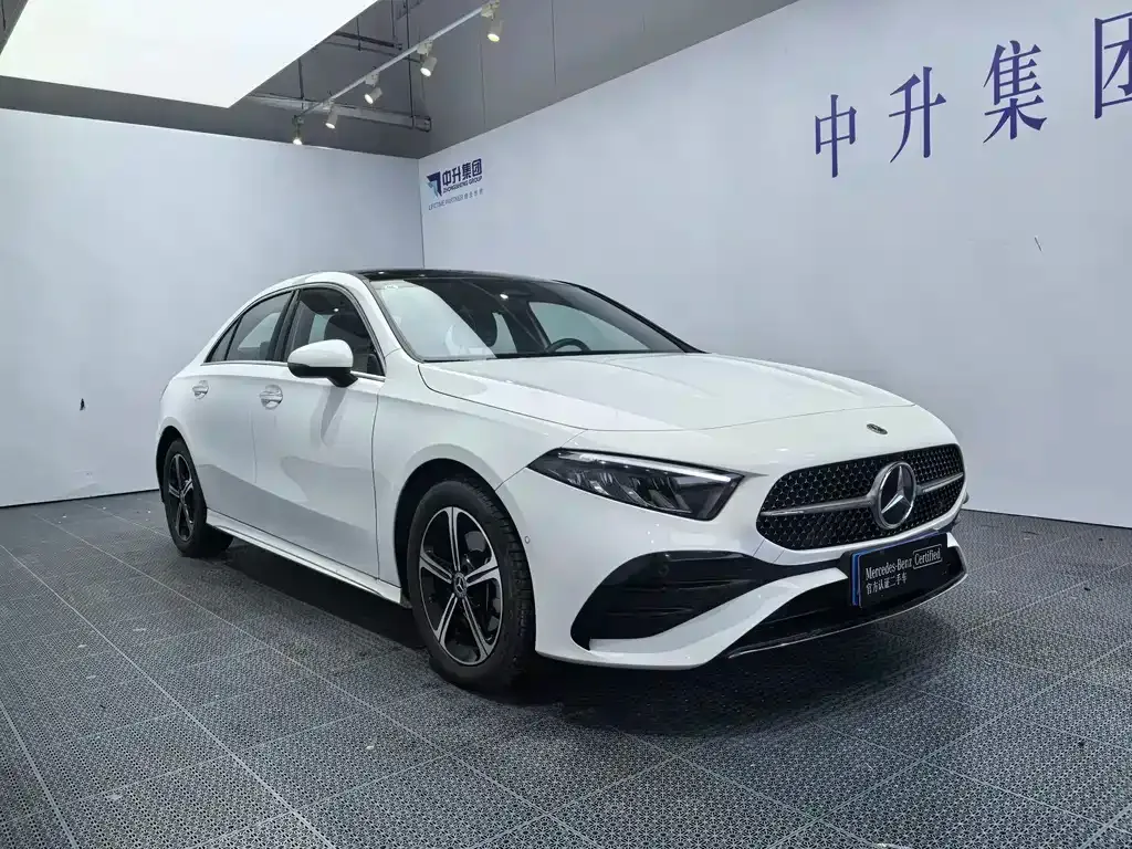 Mercedes-Benz A-Class 2024 из CN, фото 3