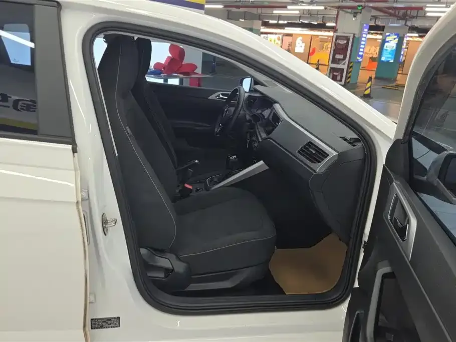 Volkswagen Polo 2022 из CN, фото 7