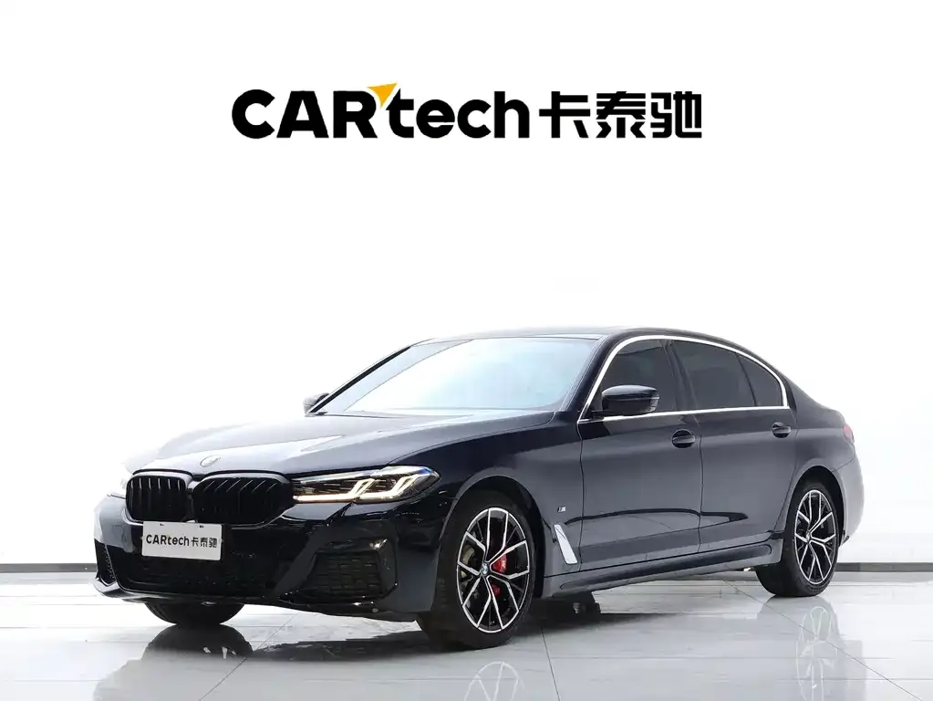 BMW 5 Series — фото 1