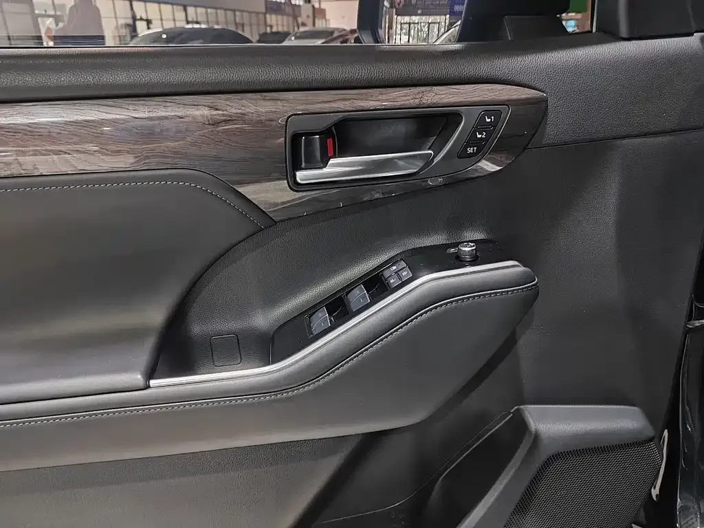 [object Object] Highlander 2023 из CN, фото 9