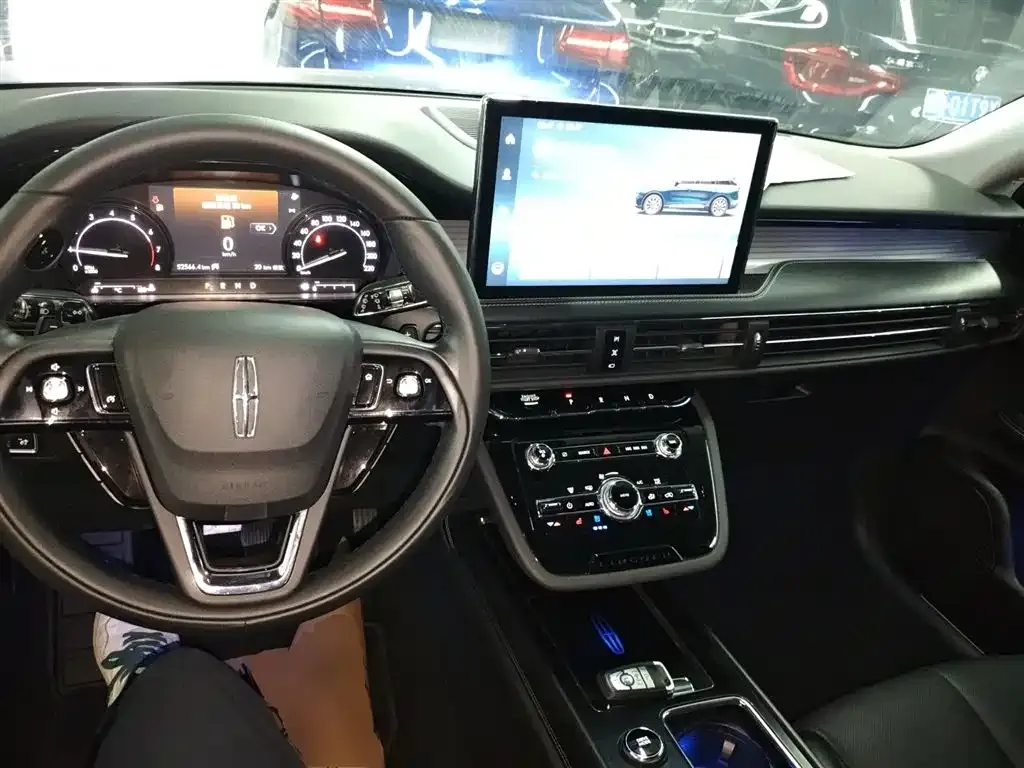 Lincoln Corsair — фото 10
