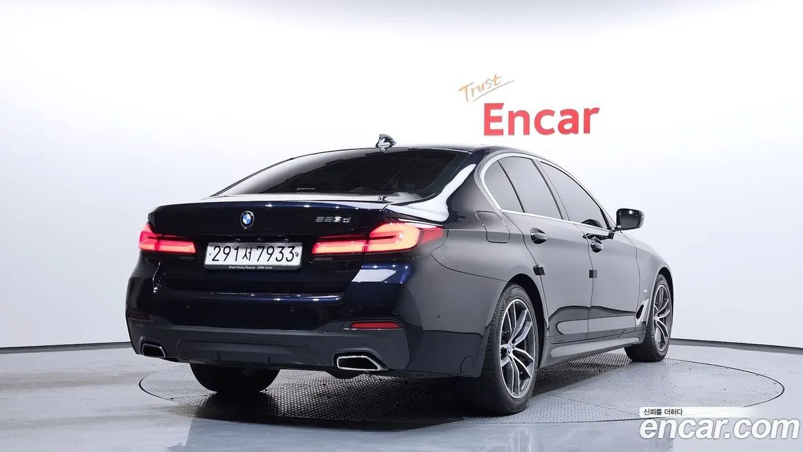 BMW 5-Series 2021 из KR, фото 2