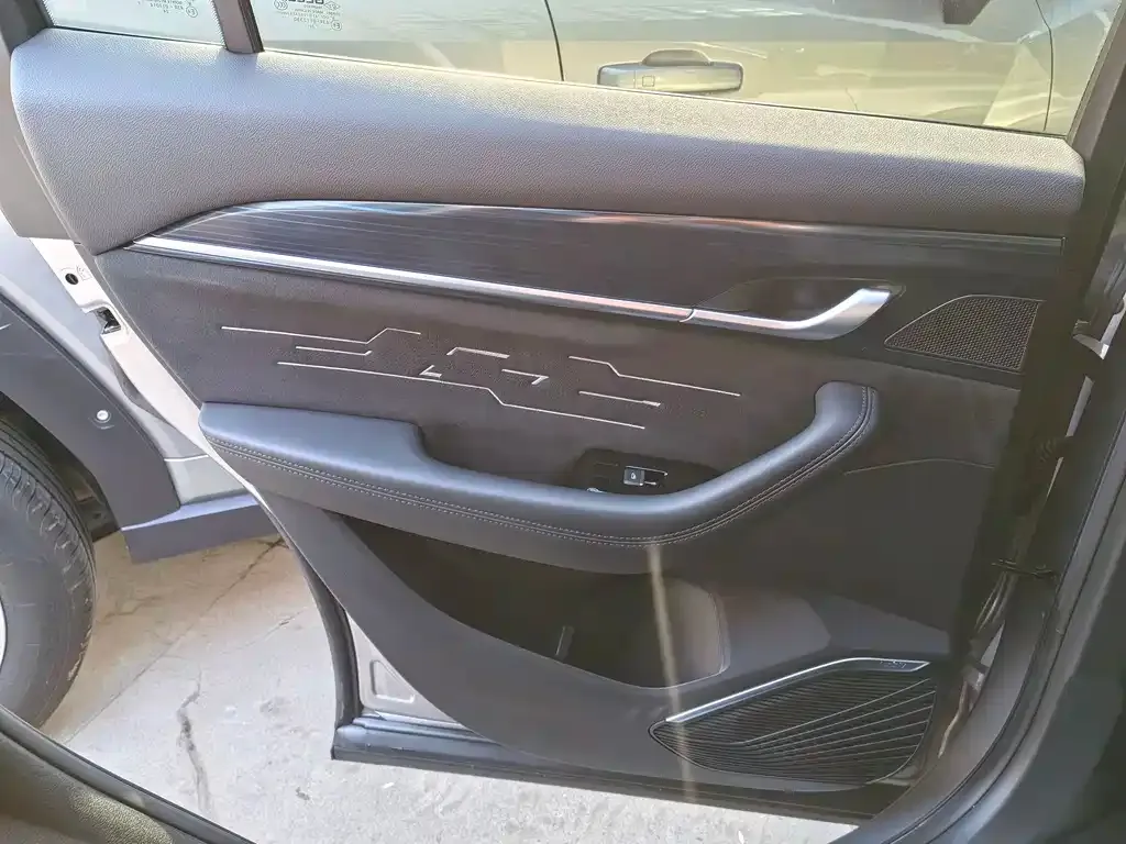 Geely Xingyue L 2024 из CN, фото 10