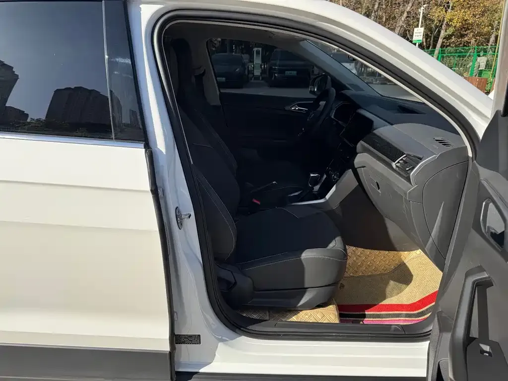 Volkswagen T-Cross 2022 из CN, фото 10
