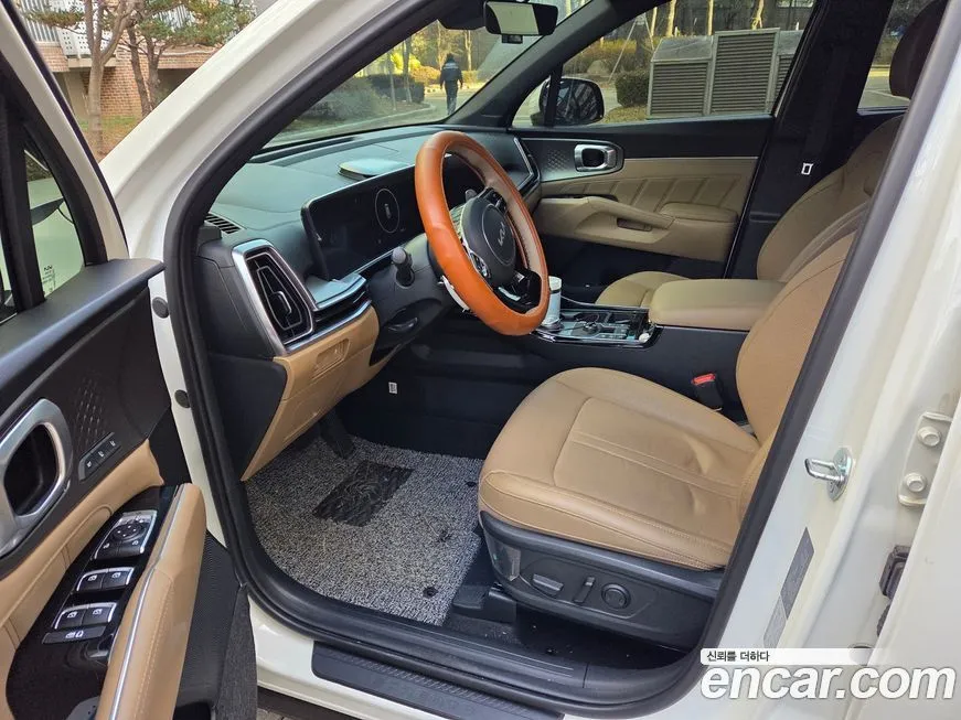 Kia Sorento — фото 10