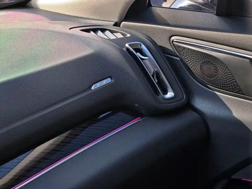 Hongqi HS3 2023 из CN, фото 8