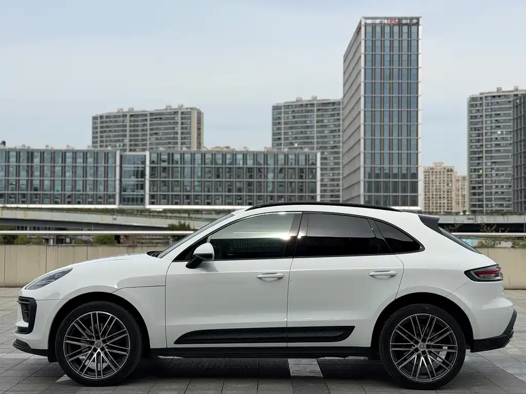 Porsche Macan 2023 из CN, фото 4