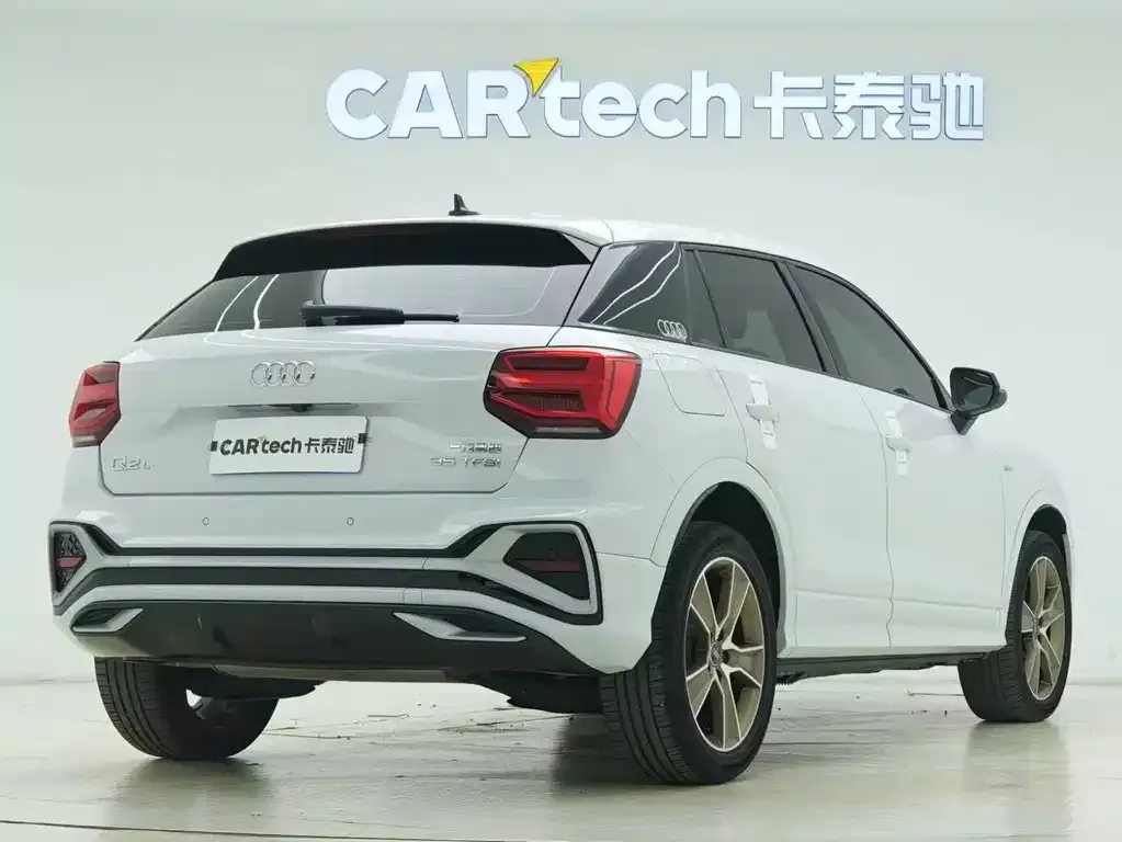 Audi Q2L 2023 из CN, фото 5