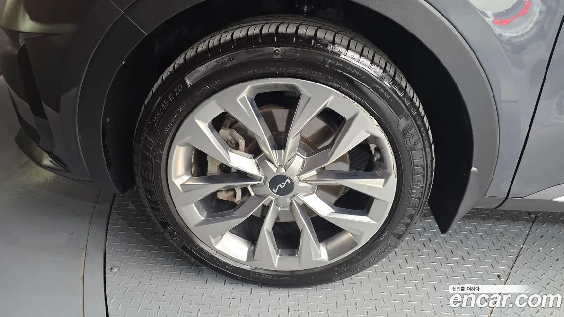 Kia Sorento — фото 5