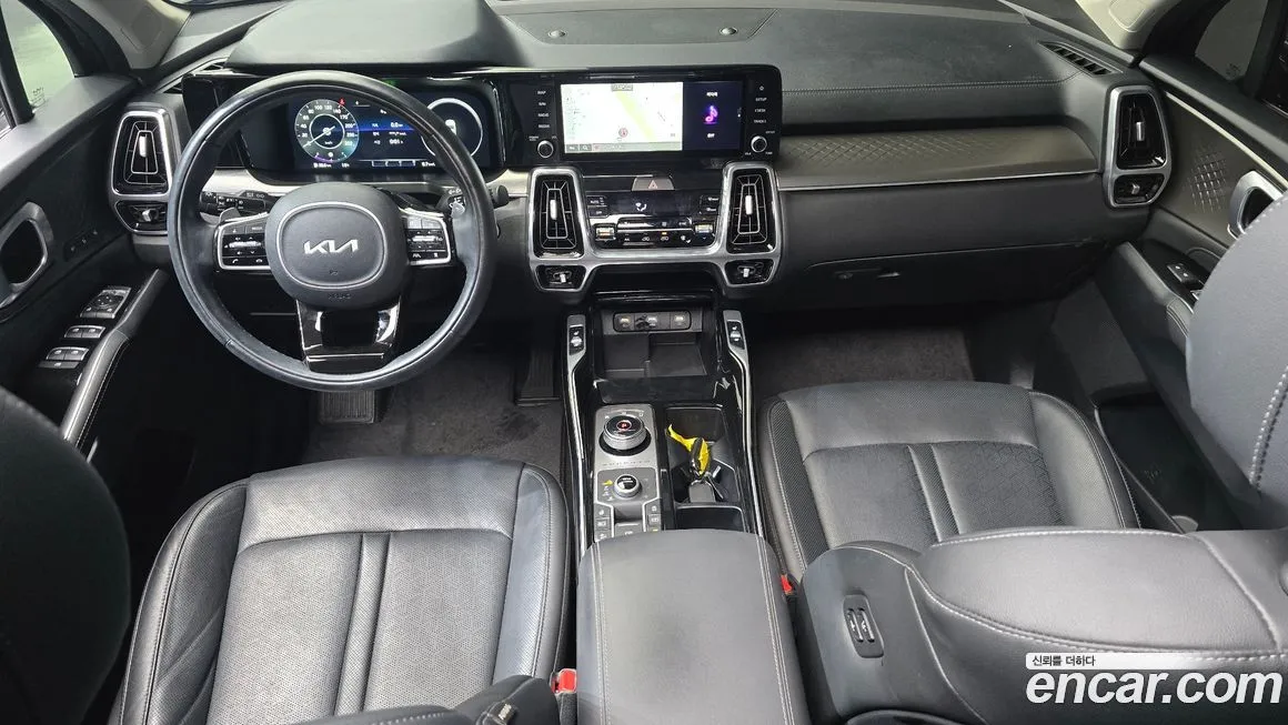 Kia Sorento — фото 7
