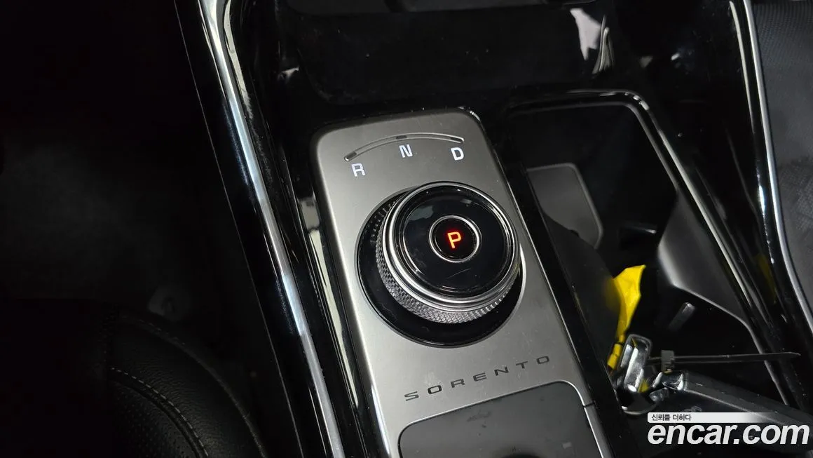 Kia Sorento — фото 9