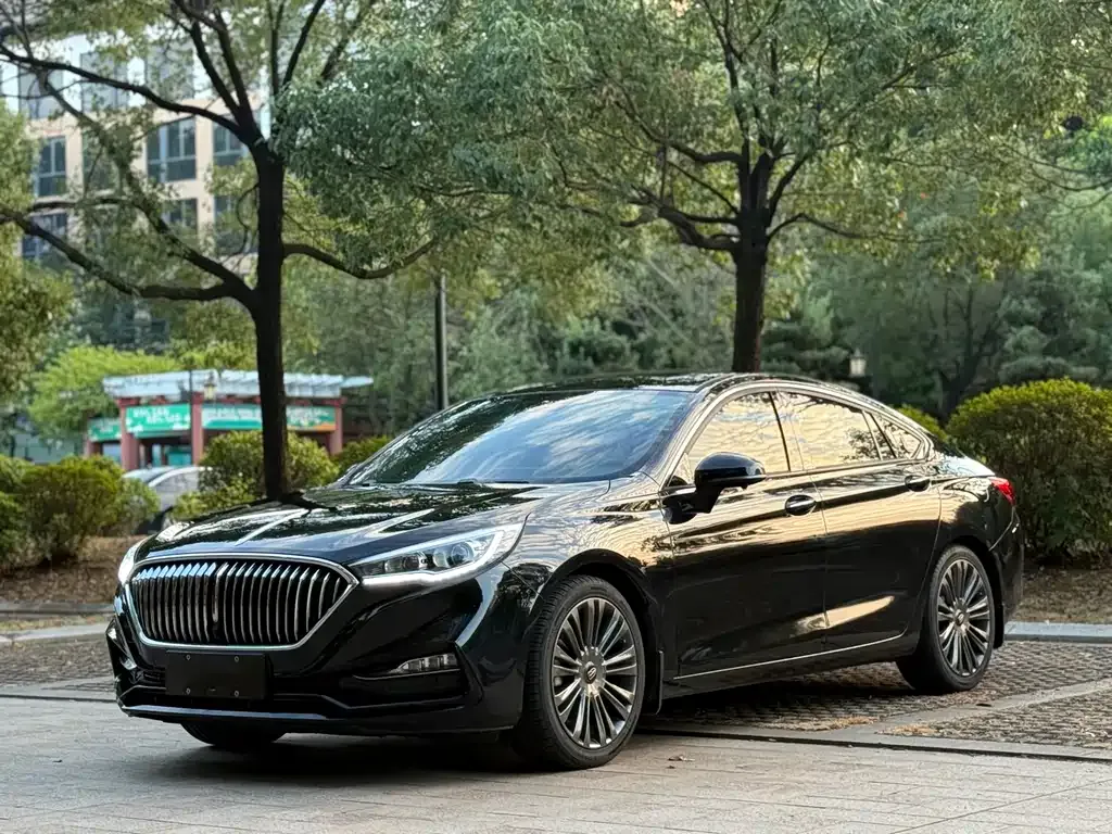 Hongqi H5 — фото 1