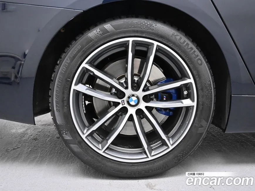 BMW 5-Series 2023 из KR, фото 5