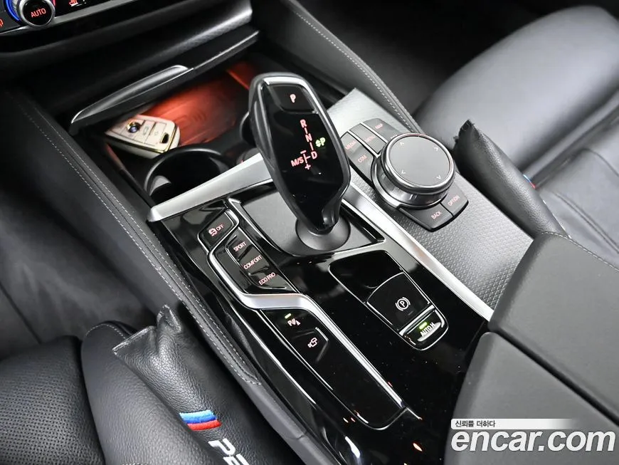 BMW 5-Series 2023 из KR, фото 9