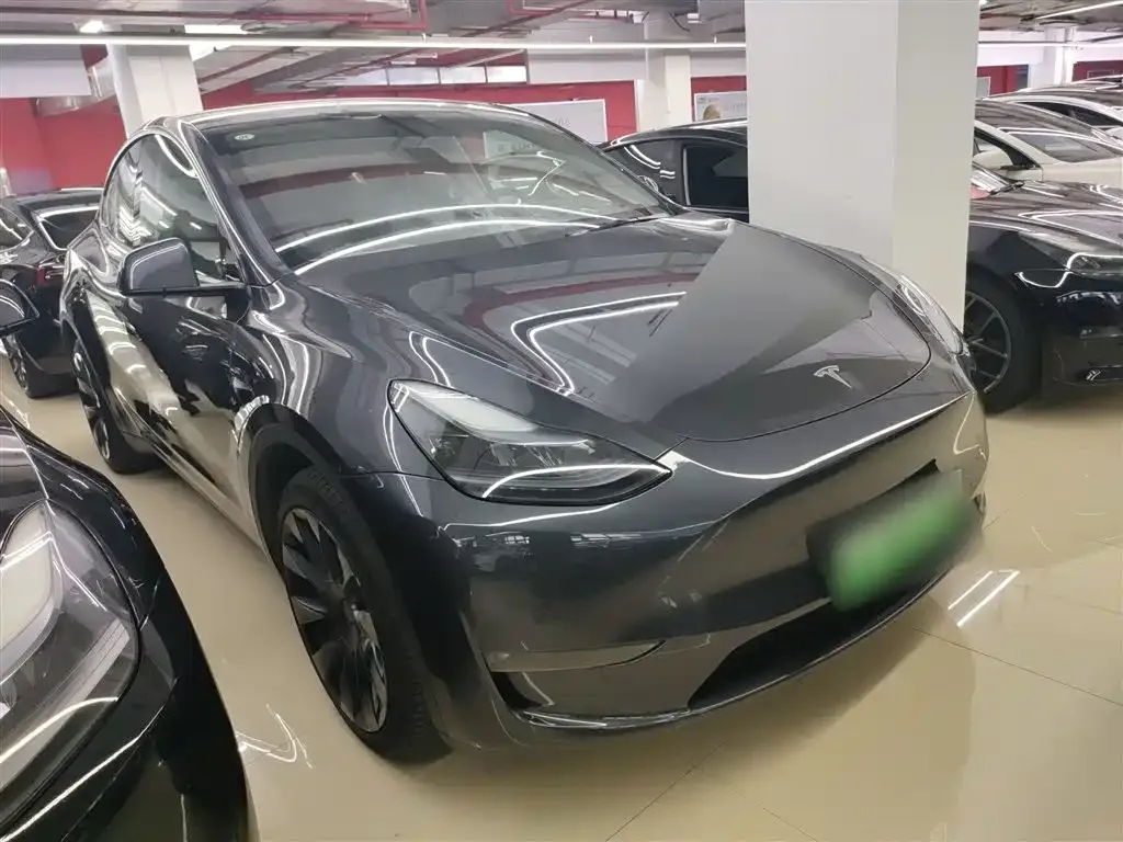 Tesla Model Y — фото 4