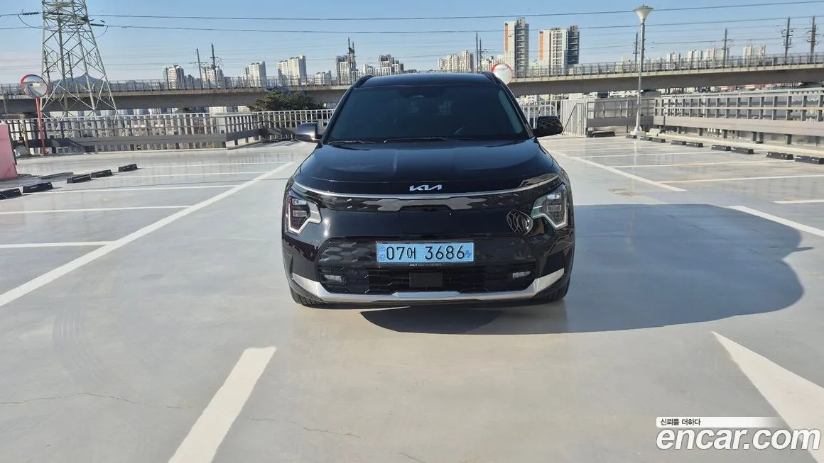 Kia Niro — фото 1