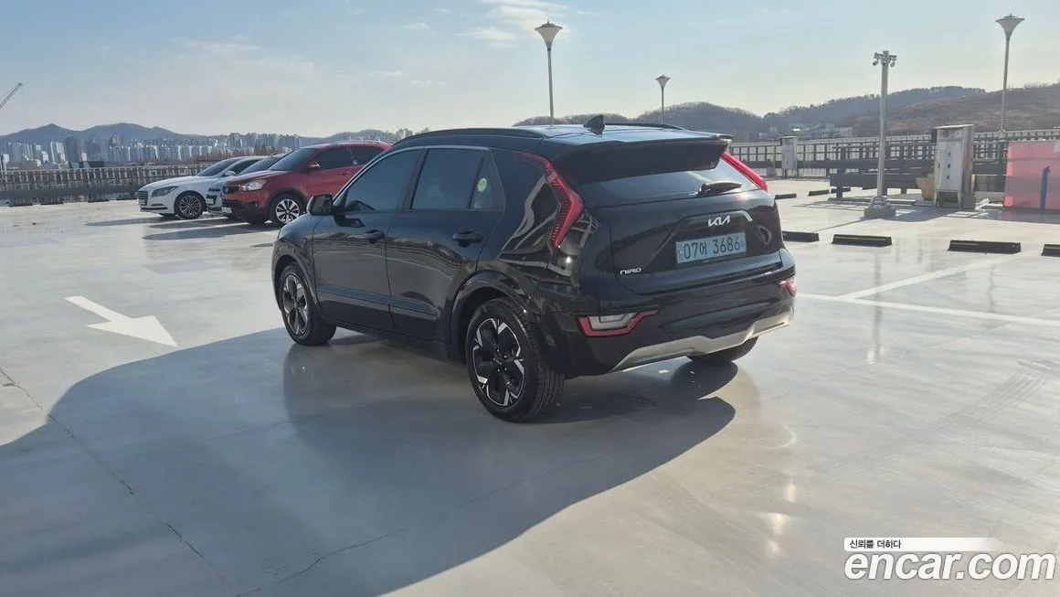 Kia Niro — фото 6