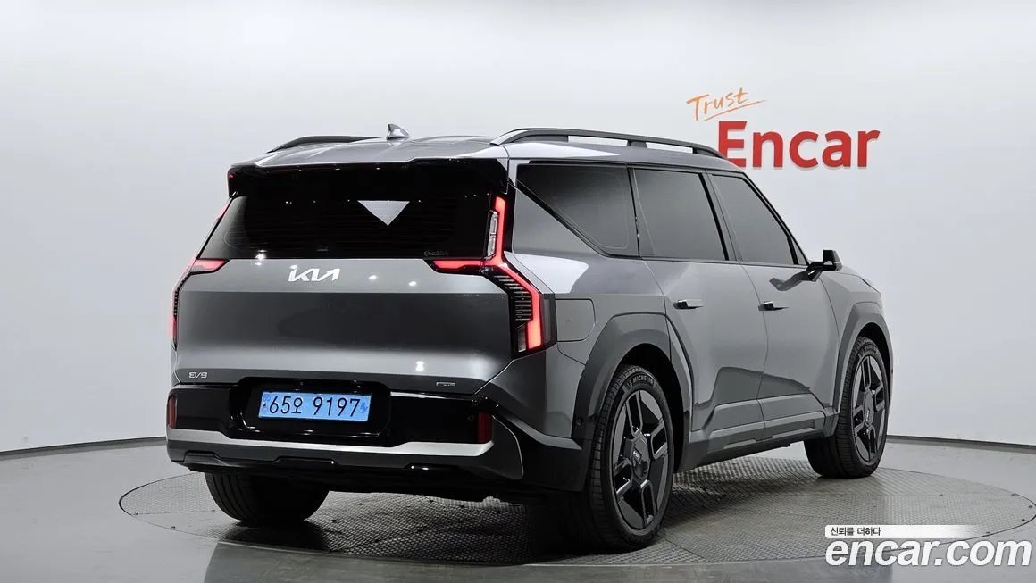 Kia EV9 — фото 2