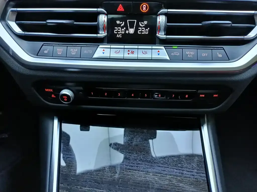 BMW 3 Series 2021 из CN, фото 10