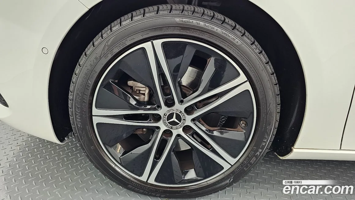 Mercedes-Benz A-Class 2024 из KR, фото 5