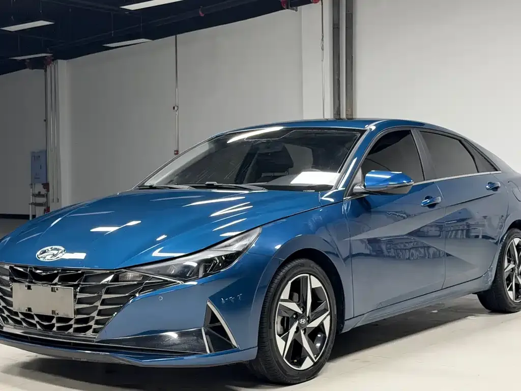 Hyundai Elantra 2022 из CN, фото 1