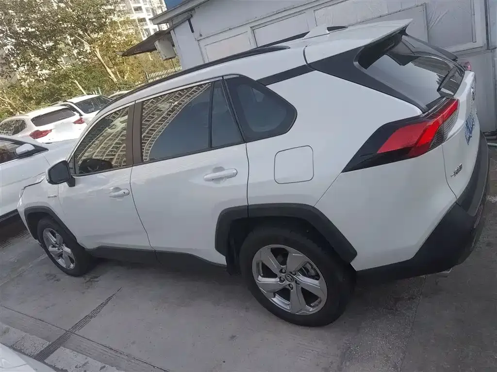 Toyota RAV4 2021 из CN, фото 5