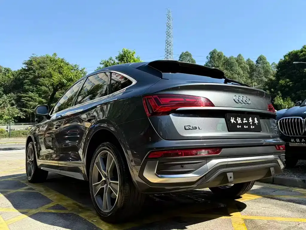 Audi Q5L Sportback 2022 из CN, фото 6