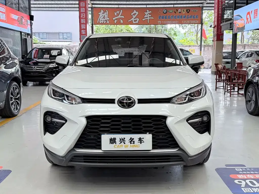 Toyota Wildlander — фото 2