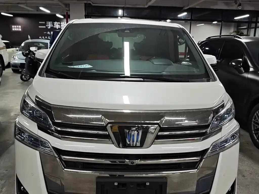 Toyota Vellfire 2025 из CN, фото 2