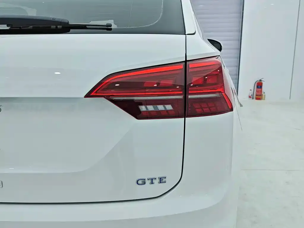 Volkswagen GTE PHEV 2021 из CN, фото 10