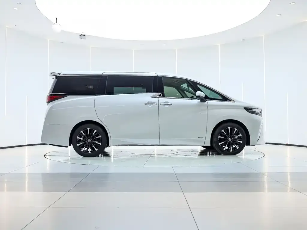 Toyota Alphard 2023 из CN, фото 7