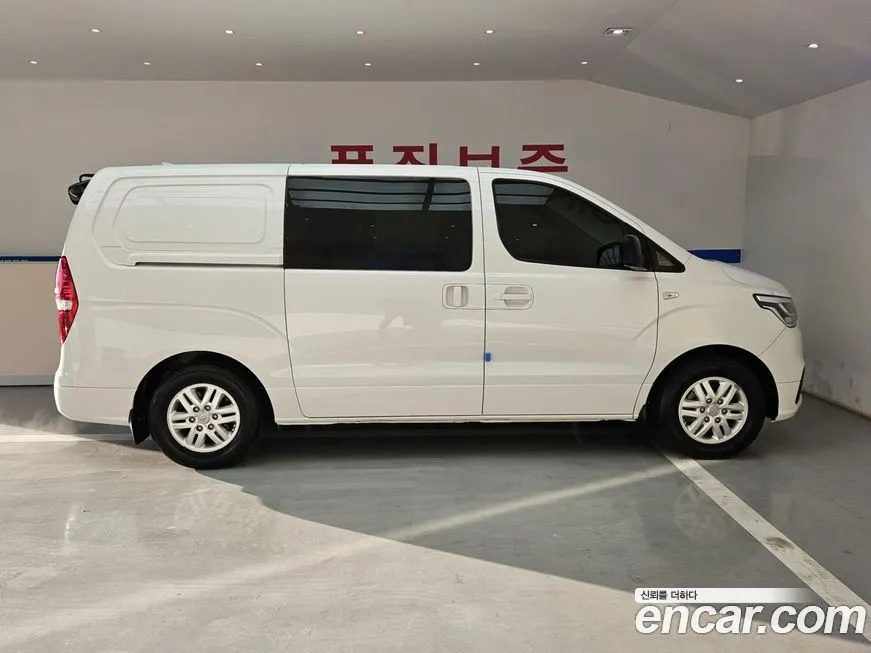 Hyundai Starex 2021 из KR, фото 6