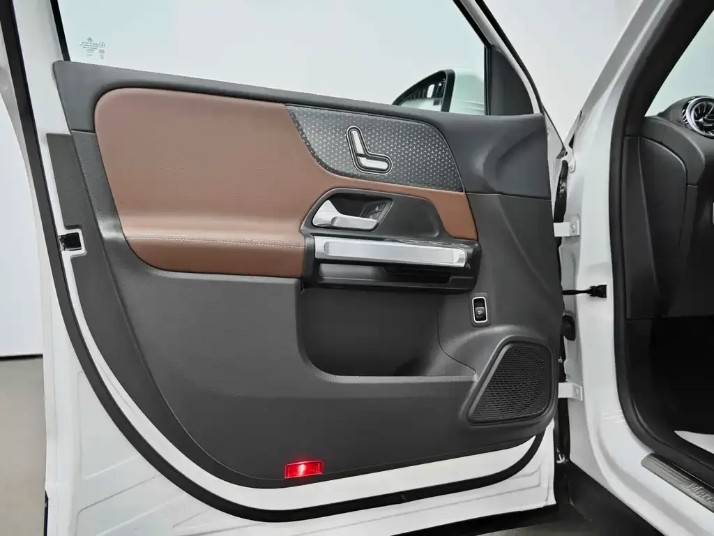 Mercedes-Benz GLB 2024 из CN, фото 10