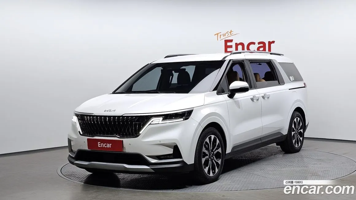 Kia Carnival 2023 из KR, фото 1