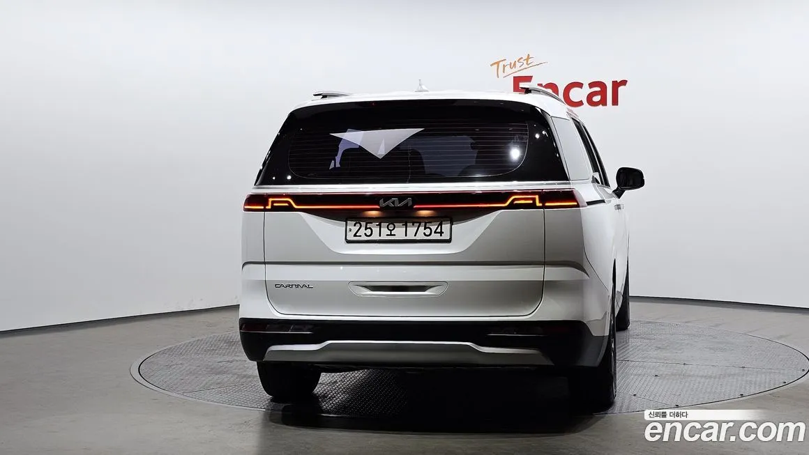 Kia Carnival 2023 из KR, фото 4