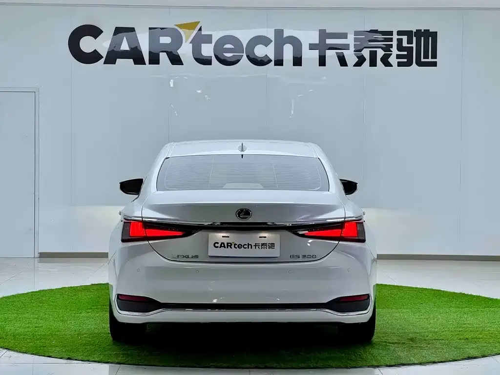 Lexus ES 2022 из CN, фото 10