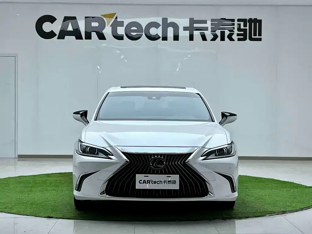Lexus ES 2022 из CN, фото 7