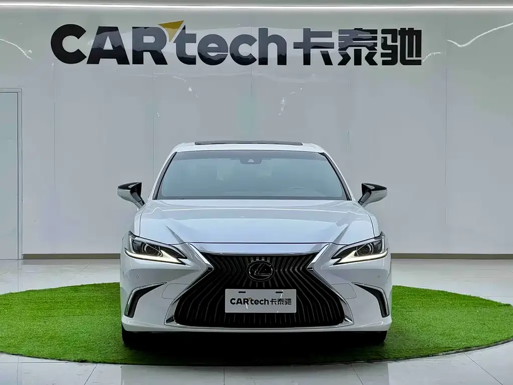 Lexus ES 2022 из CN, фото 9