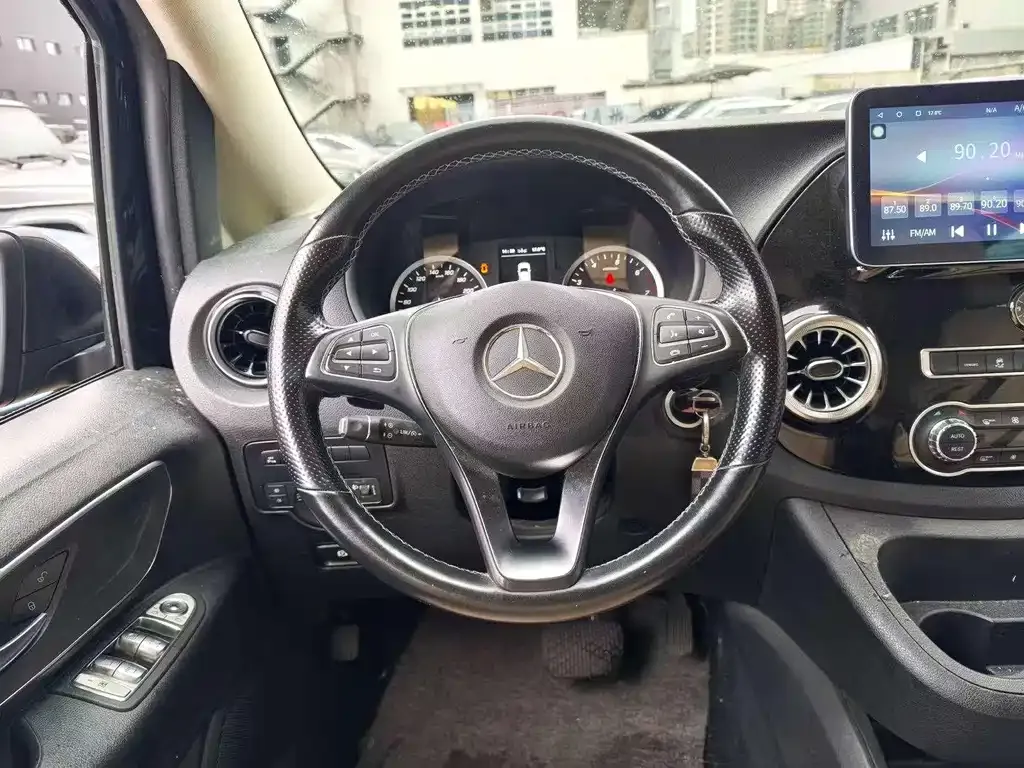 Mercedes-Benz Vito 2022 из CN, фото 10