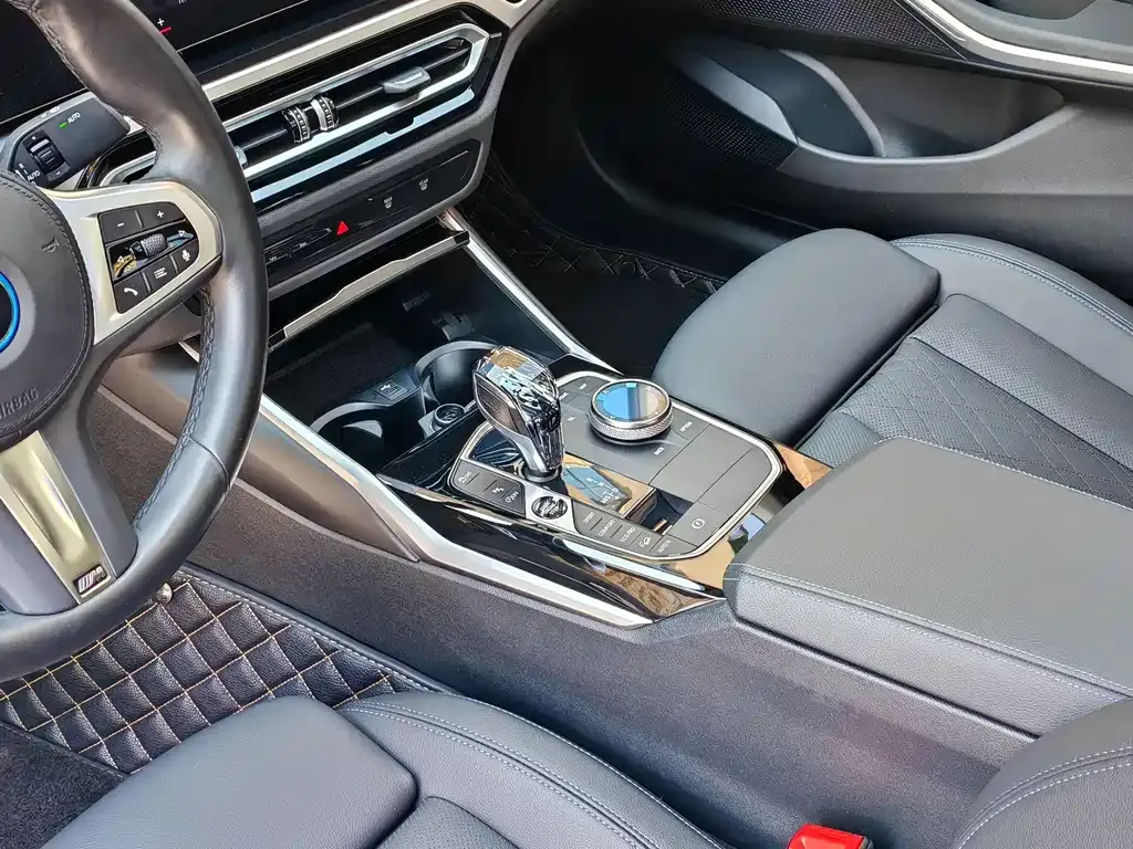 BMW i3 2023 из CN, фото 8