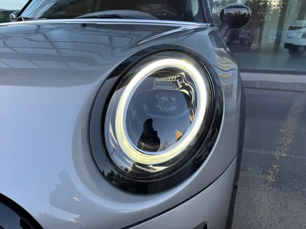 MINI Cooper (3-door) 2024 из CN, фото 9