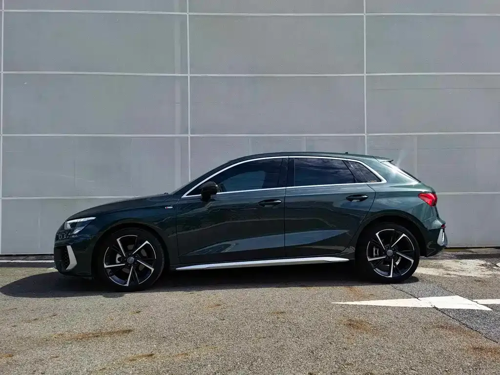 Audi A3 2023 из CN, фото 5