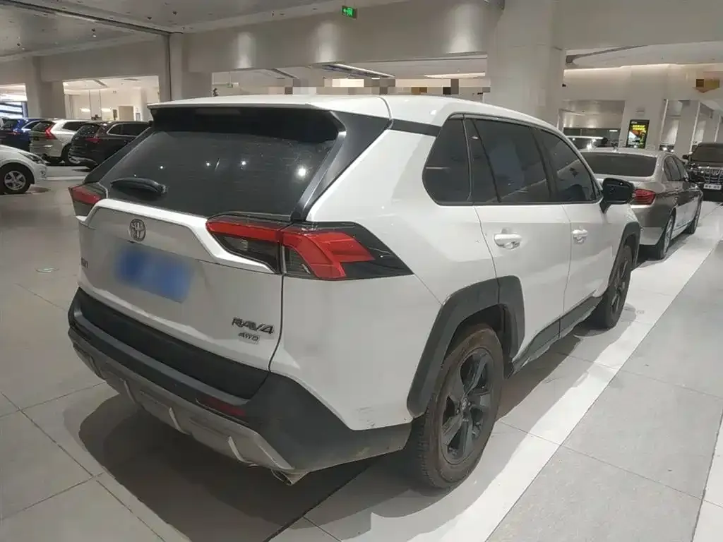 Toyota RAV4 2022 из CN, фото 7