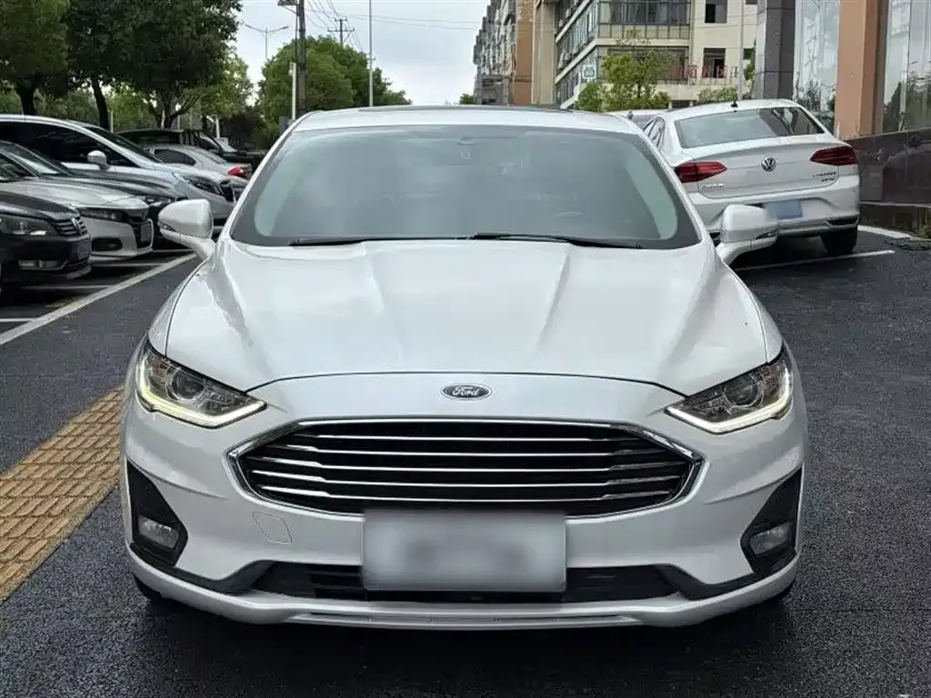 Ford Mondeo 2021 из CN, фото 3
