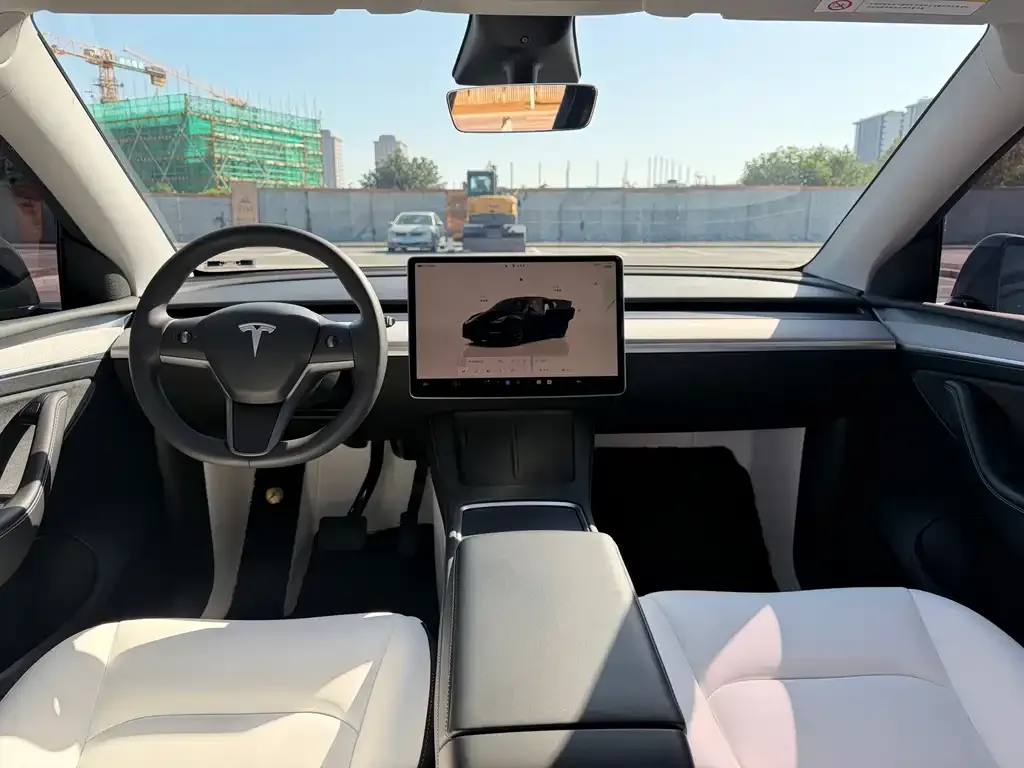 Tesla Model Y 2024 из CN, фото 7