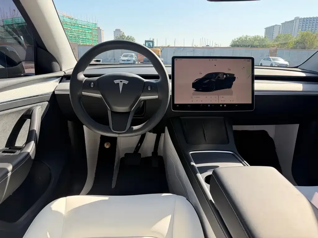 Tesla Model Y 2024 из CN, фото 8