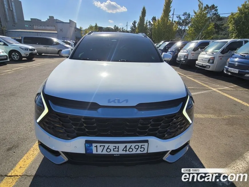 Kia Sportage — фото 1
