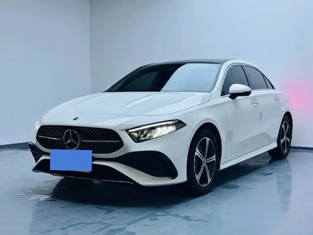 Mercedes-Benz A-Class 2024 из CN, фото 1