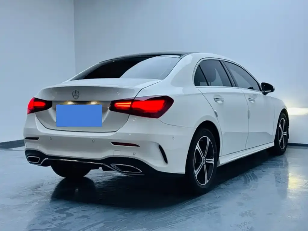 Mercedes-Benz A-Class 2024 из CN, фото 6
