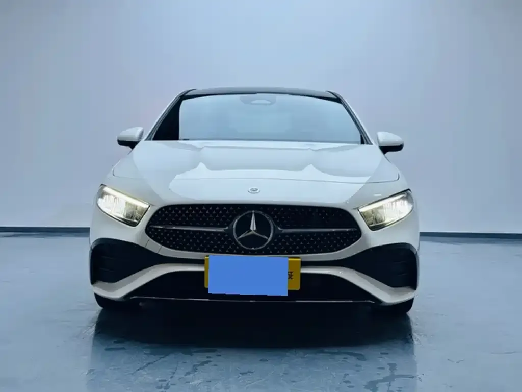Mercedes-Benz A-Class 2024 из CN, фото 7